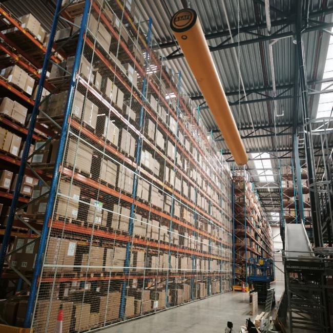 Gaasachterwand voor palletstelling